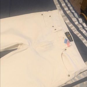 All White Lucky Brand Jeans